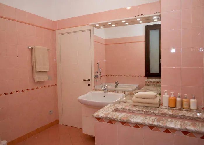 Corina's Place *